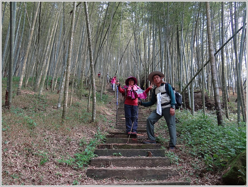 2015-02-07 15-08-14登山口快到了.JPG